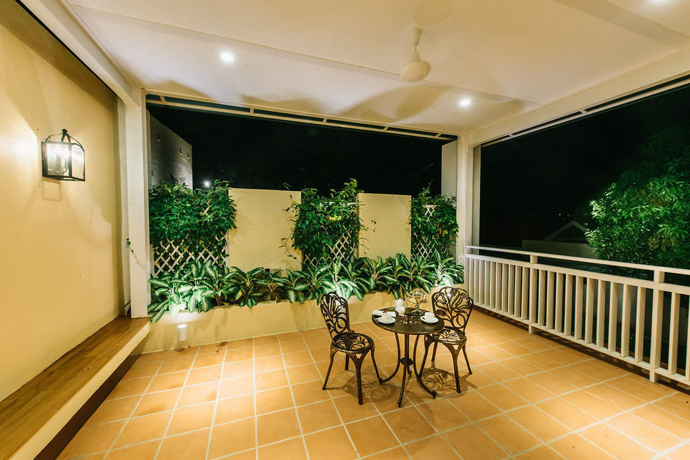 Botanica Mansion Bed & Breakfast บาลิคปูเลา ภายนอก รูปภาพ