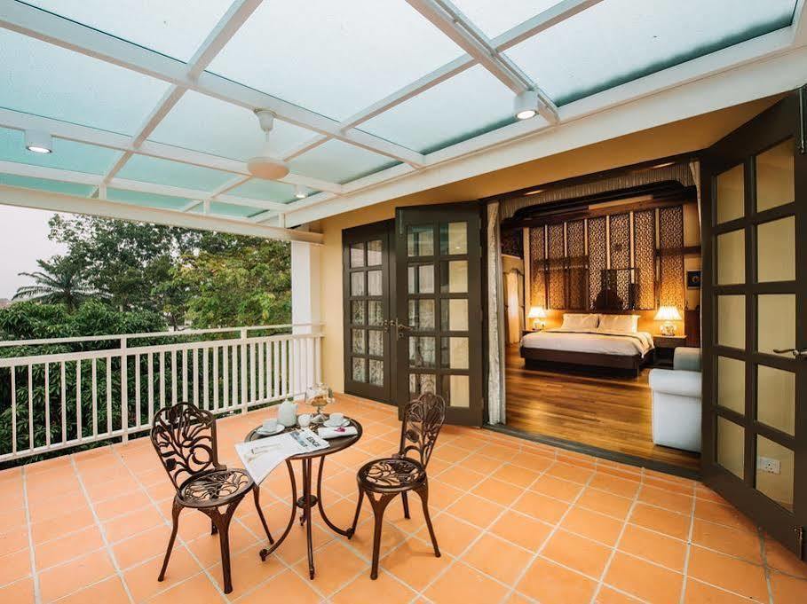 Botanica Mansion Bed & Breakfast บาลิคปูเลา ภายนอก รูปภาพ