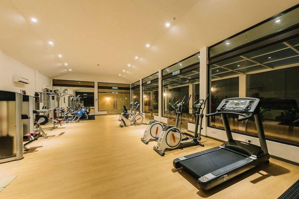 Botanica Mansion Bed & Breakfast บาลิคปูเลา ภายนอก รูปภาพ
